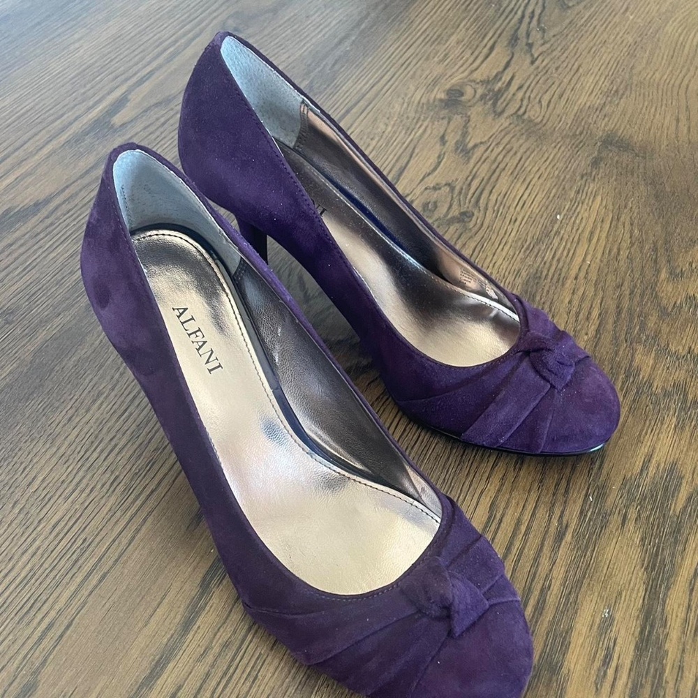Alfani Purple Pumps - 2in.